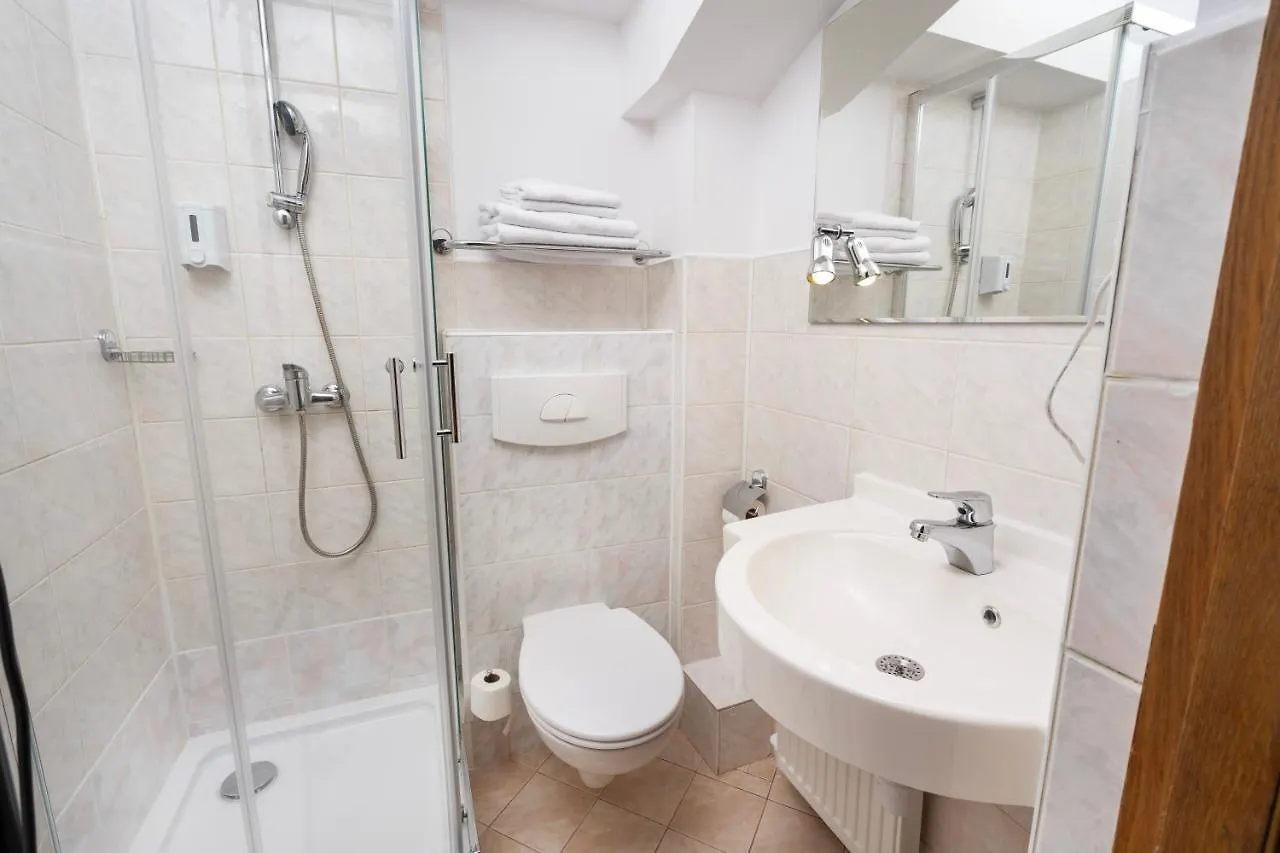 Hotel Victory Home Varšava